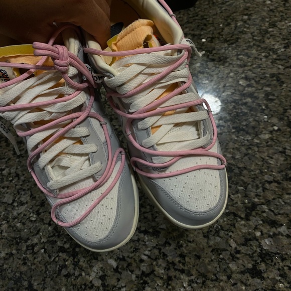 2021
Off-White x Dunk Low 'Lot 09 of 50' - Picture 9 of 10